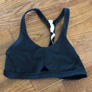 Lulu lemon sports bra